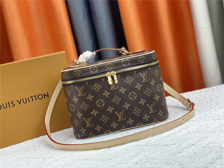 LLV Design Box Purse