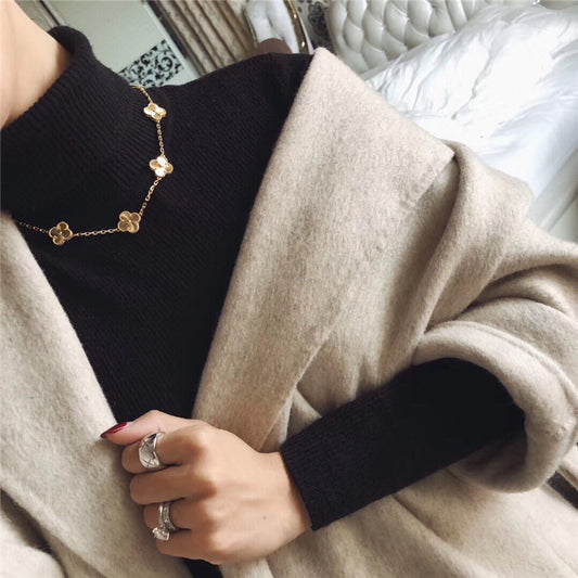 Van CF Four Leaf Clover Design Necklace