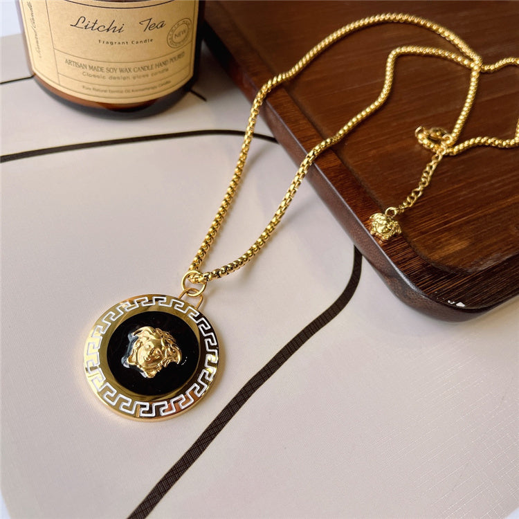 V Gold Design Necklace