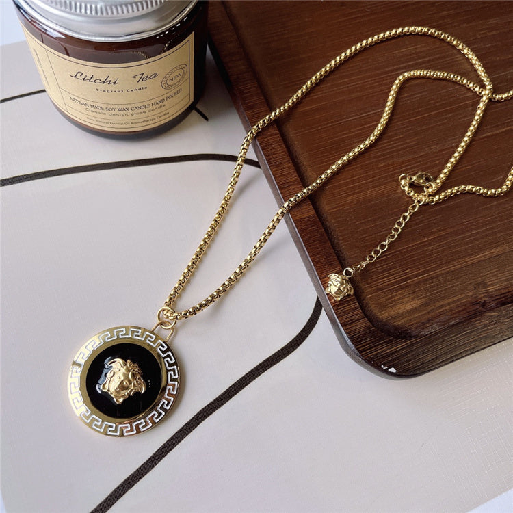 V Gold Design Necklace