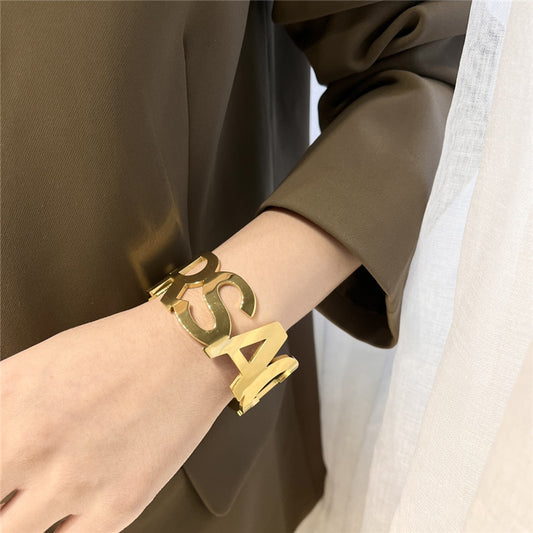 V Gold Design Bracelet